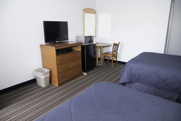 Room 22 of 37