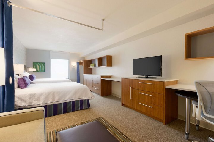 Room 17 of 24