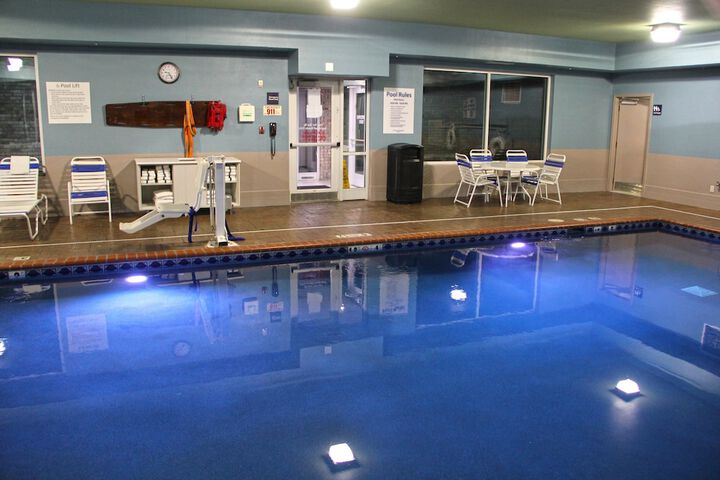 Holiday Inn Express & Suites Somerset Central by IHG