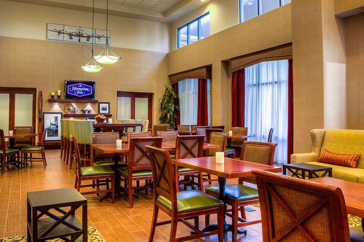 Hampton Inn & Suites Mountain Home