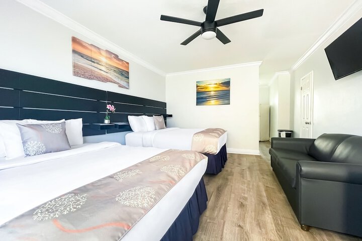 Room 17 of 29