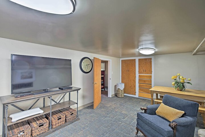 Ashton Escape w / Yard: 56 Mi to West Yellowstone!
