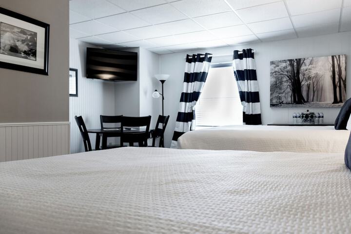 Room 37 of 153