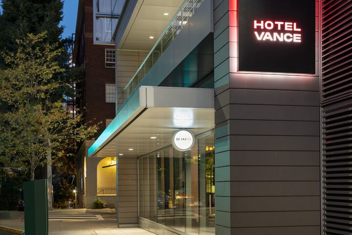 Hotel 4 of 75