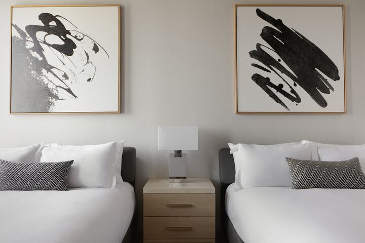 Room 48 of 105