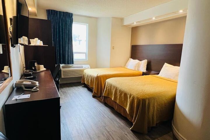 Room 6 of 36