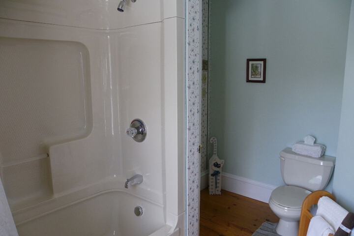 Room 20 of 34