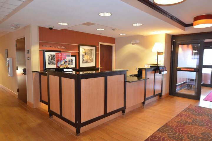 Hampton Inn Groton