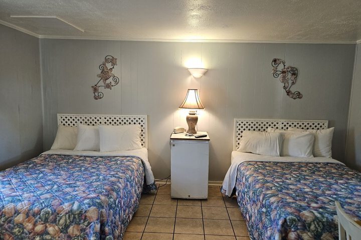 Captains Cove Motel
