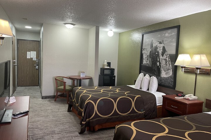 Room 48 of 54