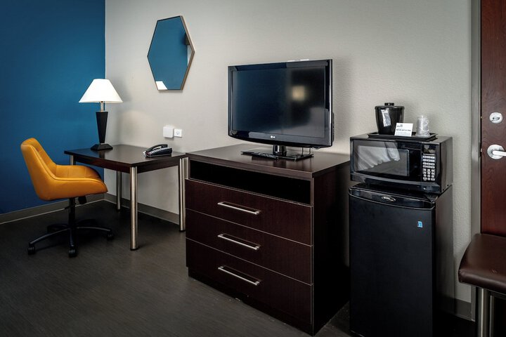 Room 45 of 110