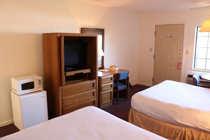 Room 12 of 26