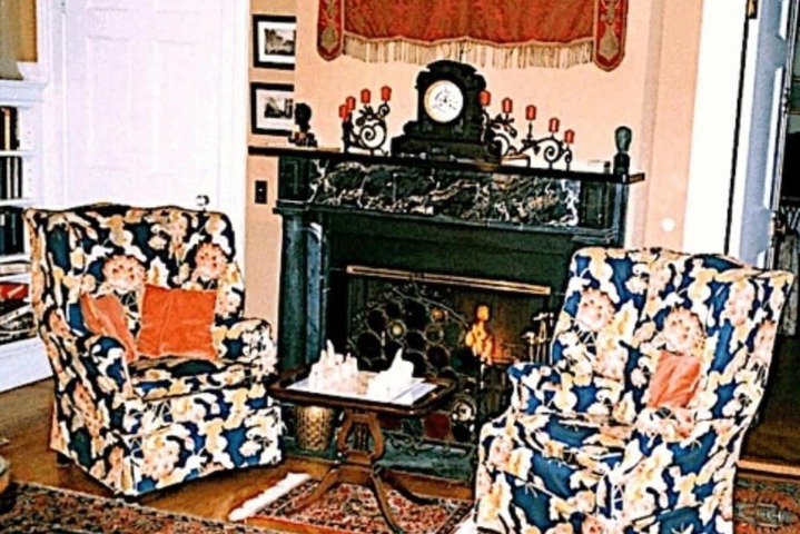 Room 25 of 60