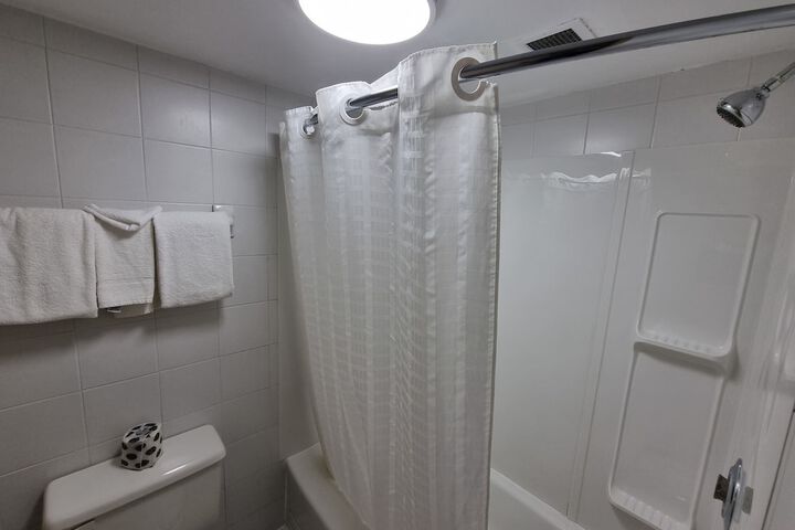 Travelodge by Wyndham Trois-Rivieres