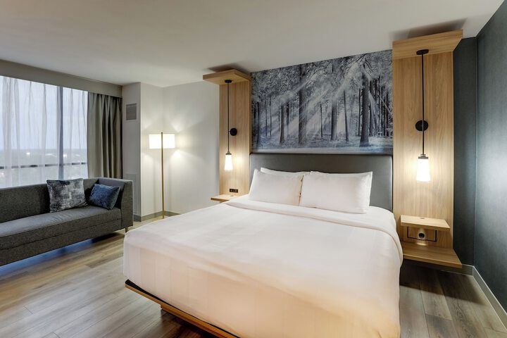 Mobile Marriott