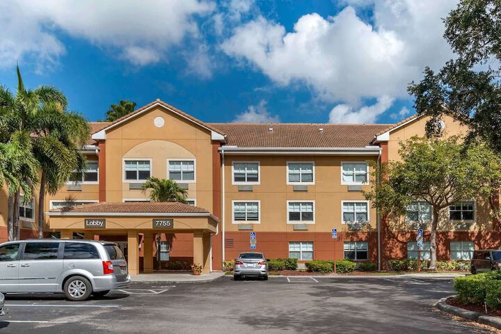 Hotel 2 of 30