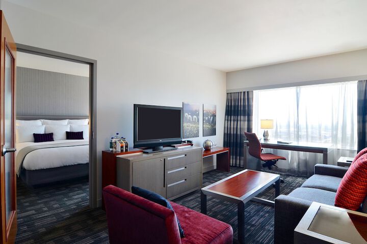 Loews Hollywood Hotel