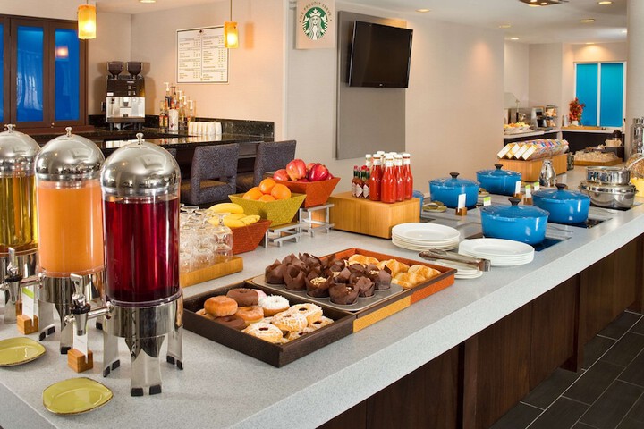 DoubleTree by Hilton Chicago Schaumburg