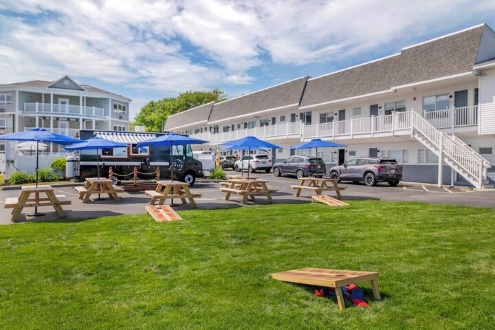 Ocean Sands at York Beach