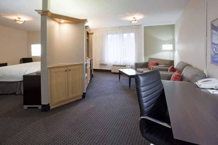 Carrollton Inn