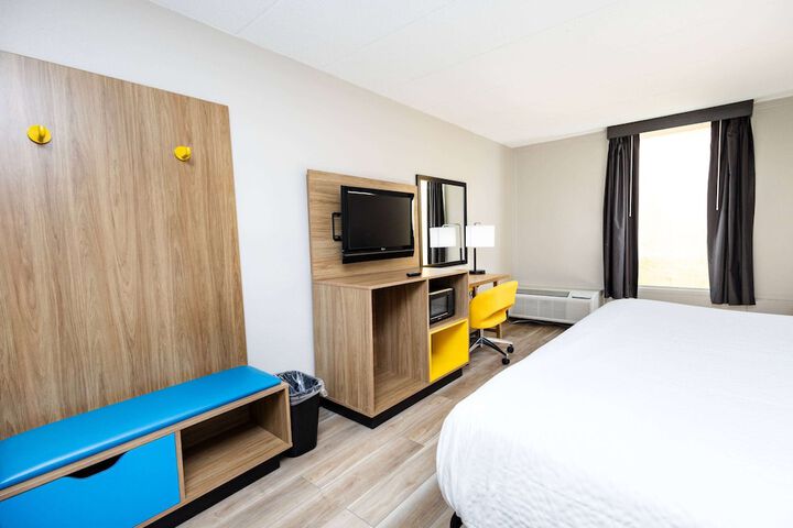Room 21 of 50