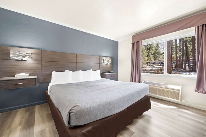 Room 22 of 46