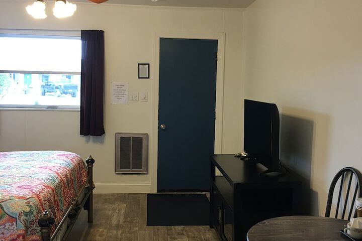 Room 90 of 96