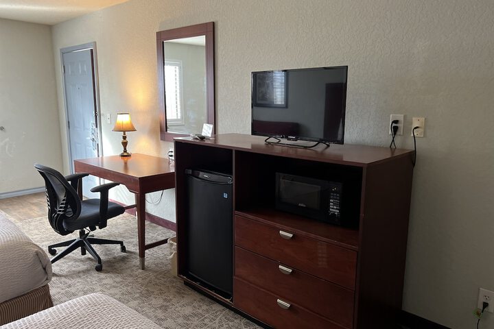 Room 17 of 32