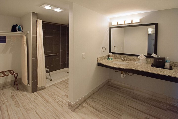 Room 20 of 61