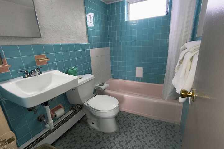 Monaco Motel - Wildwood Beach & Boardwalk