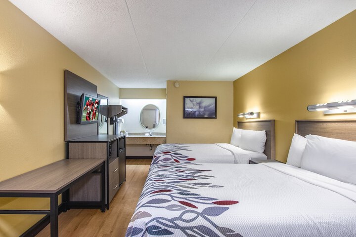 Room 10 of 22