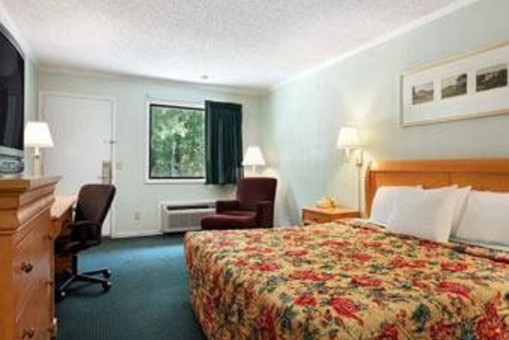 Days Inn by Wyndham Turbeville
