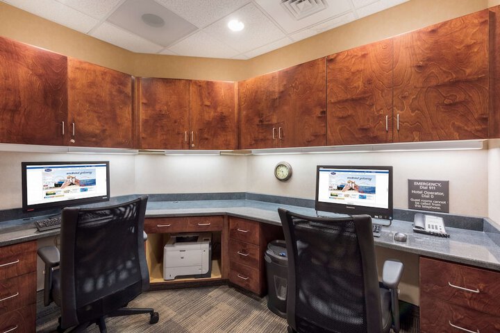 Business Center 38 of 38