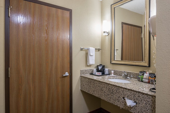 Room 29 of 61