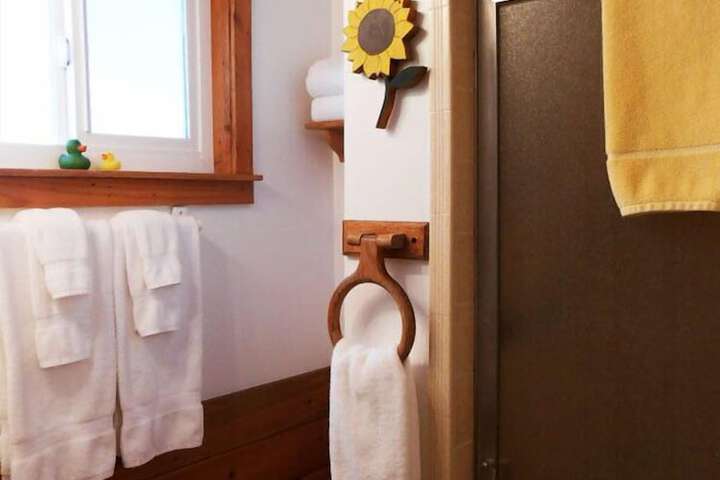Room 70 of 84