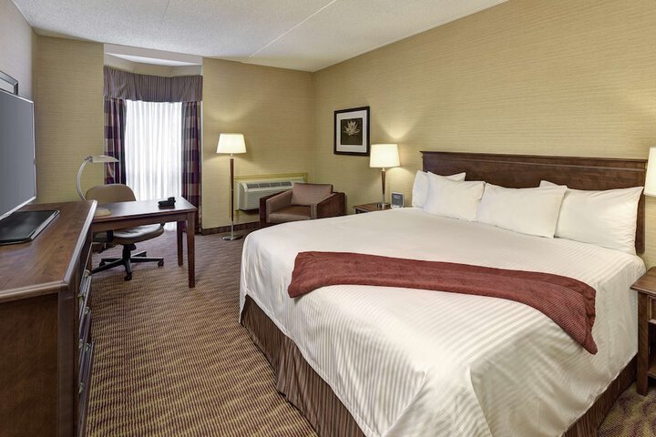 Room 43 of 50