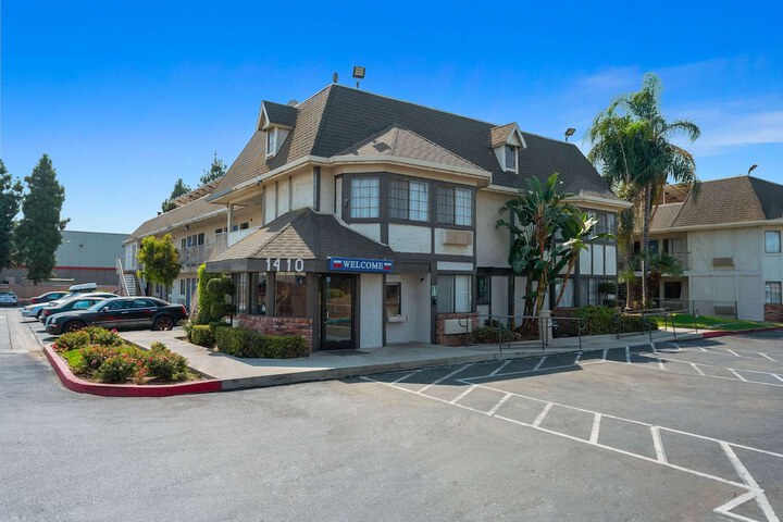 Hotel 4 of 26