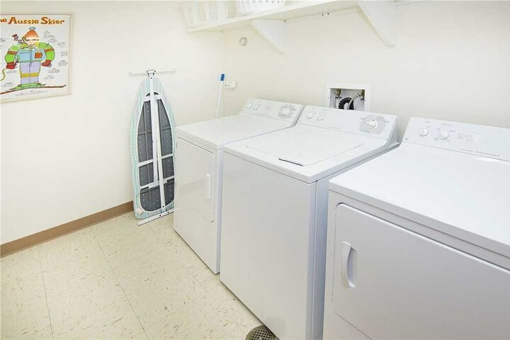 Laundry 27 of 38