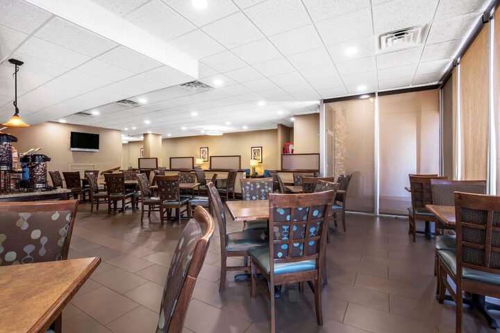 Comfort Inn Memphis Downtown