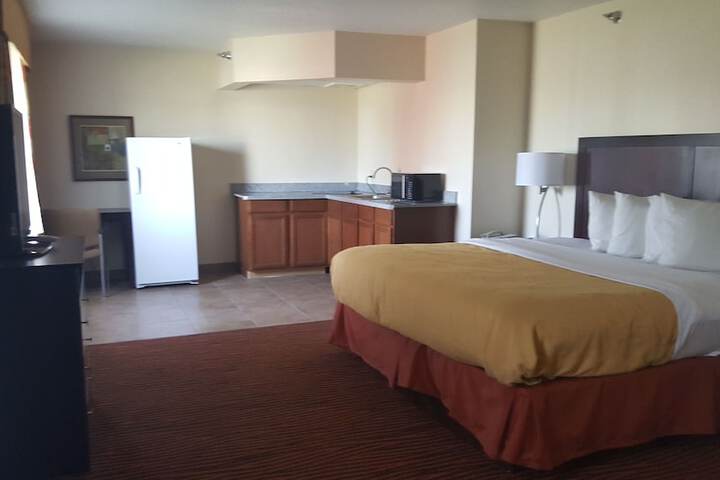 Room 40 of 46