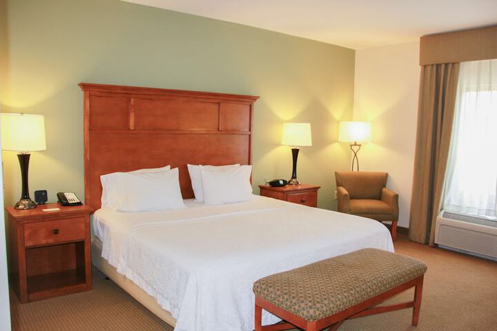 Room 21 of 48