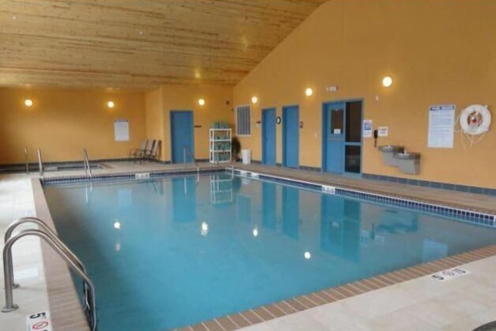 Pool 5 of 37