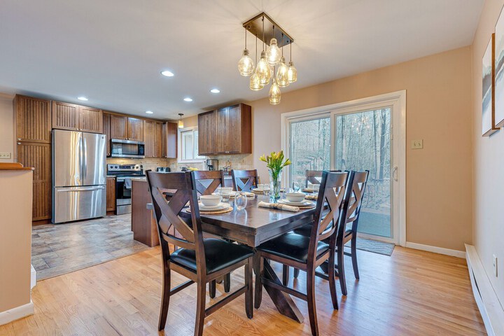 Game Room & Fire Pit: Chic Pocono Pines Home!