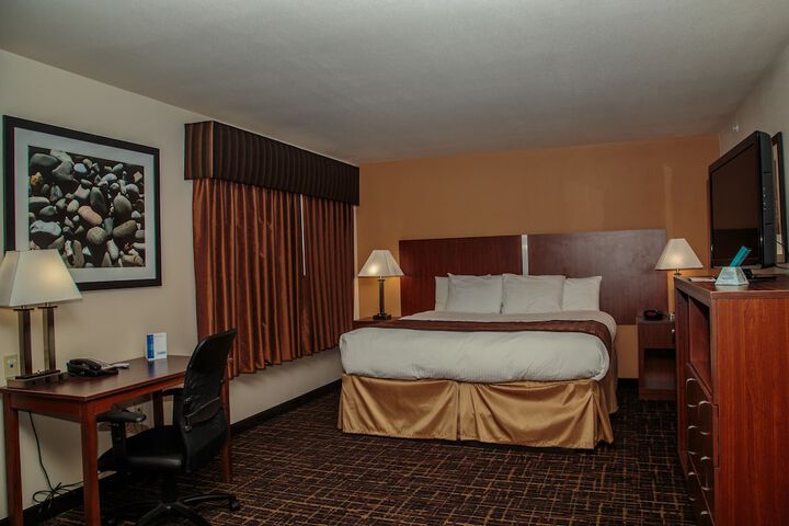 Room 6 of 11