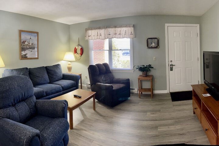 Room 40 of 60