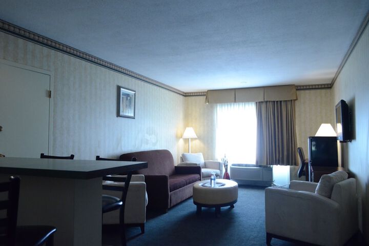 Room 26 of 37
