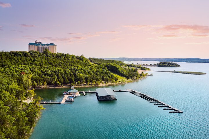 Chateau on the Lake Resort Spa and Convention Center