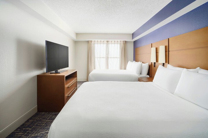 Room 16 of 42