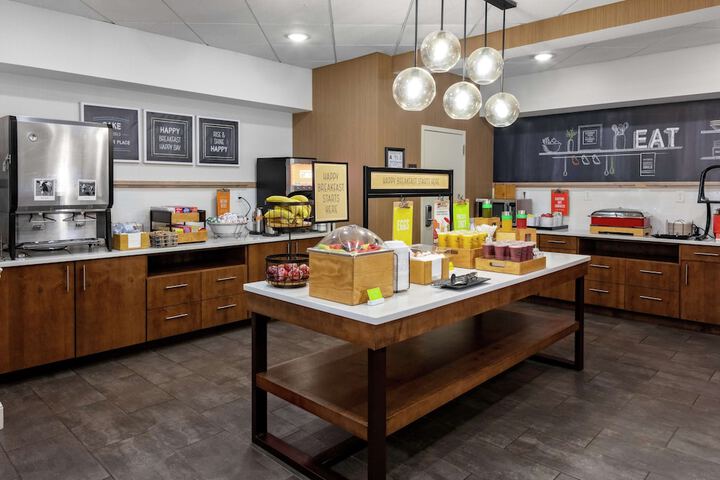 Hampton Inn & Suites Concord / Charlotte