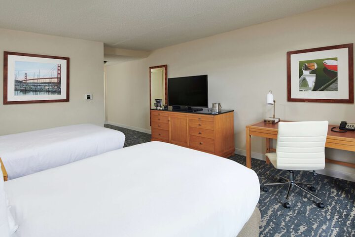 Room 48 of 110